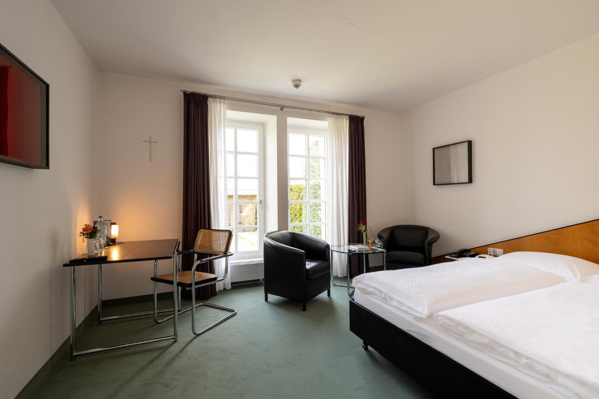 Schloss Hotel 4*